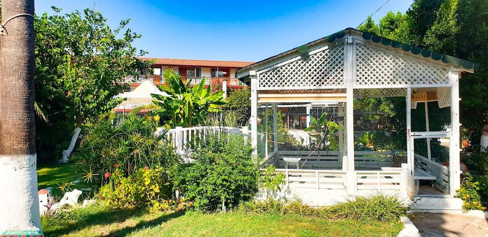 Erendiz Garden Hotel 凯梅尔 外观 照片