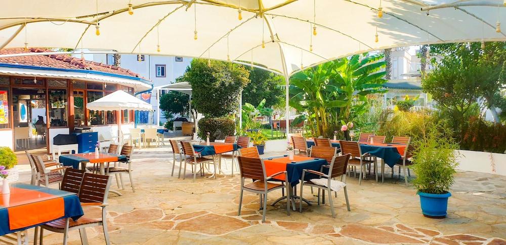Erendiz Garden Hotel 凯梅尔 外观 照片