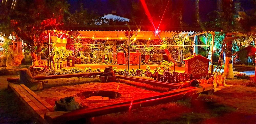 Erendiz Garden Hotel 凯梅尔 外观 照片